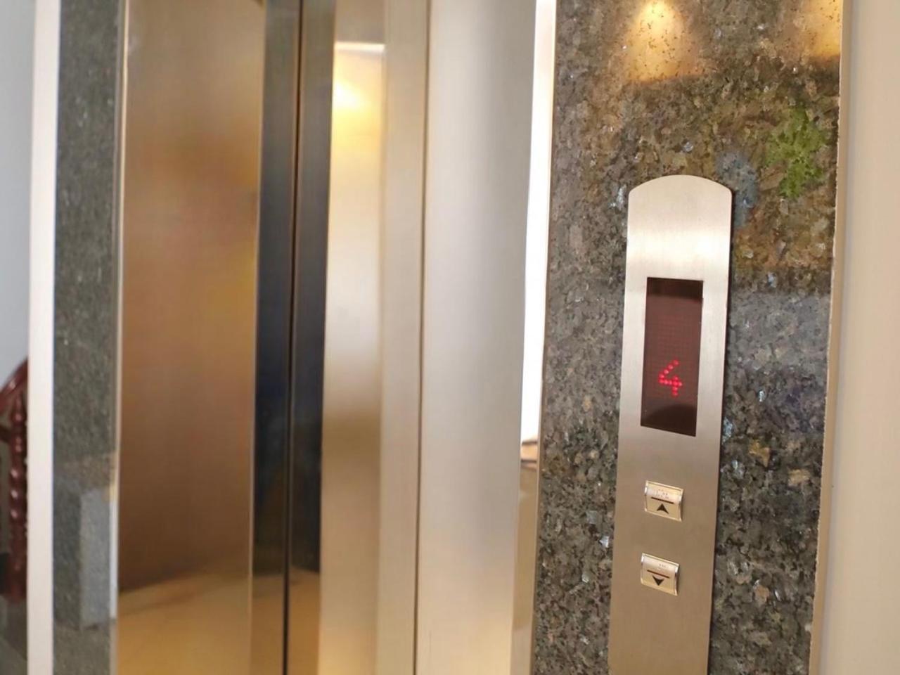 Sea Beach Hotel Vung Tau Exterior photo